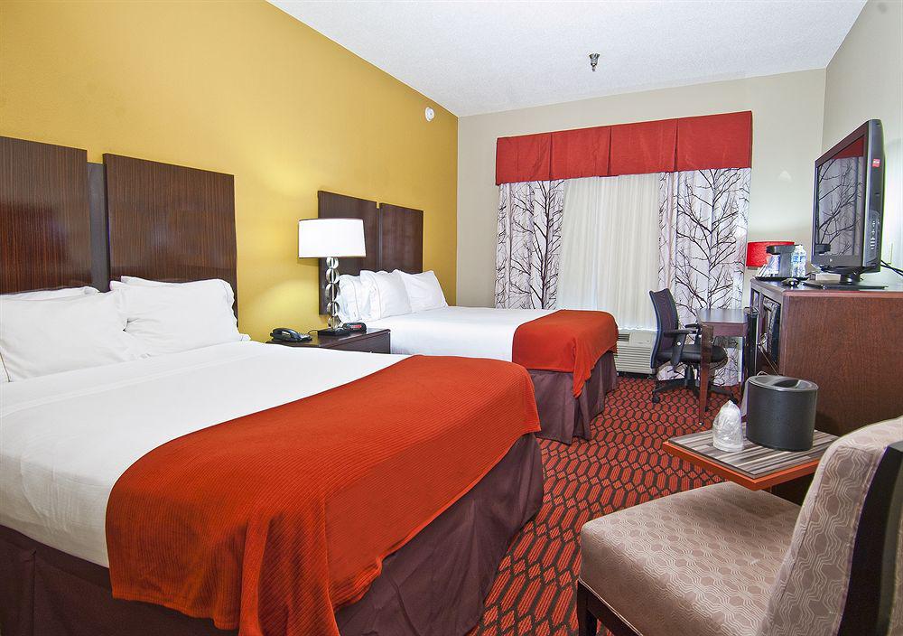 Express & By Ihg Olive Branch