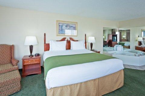Express & By Ihg