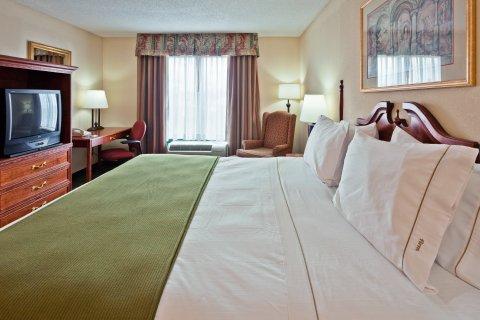 Express & By Ihg 2*