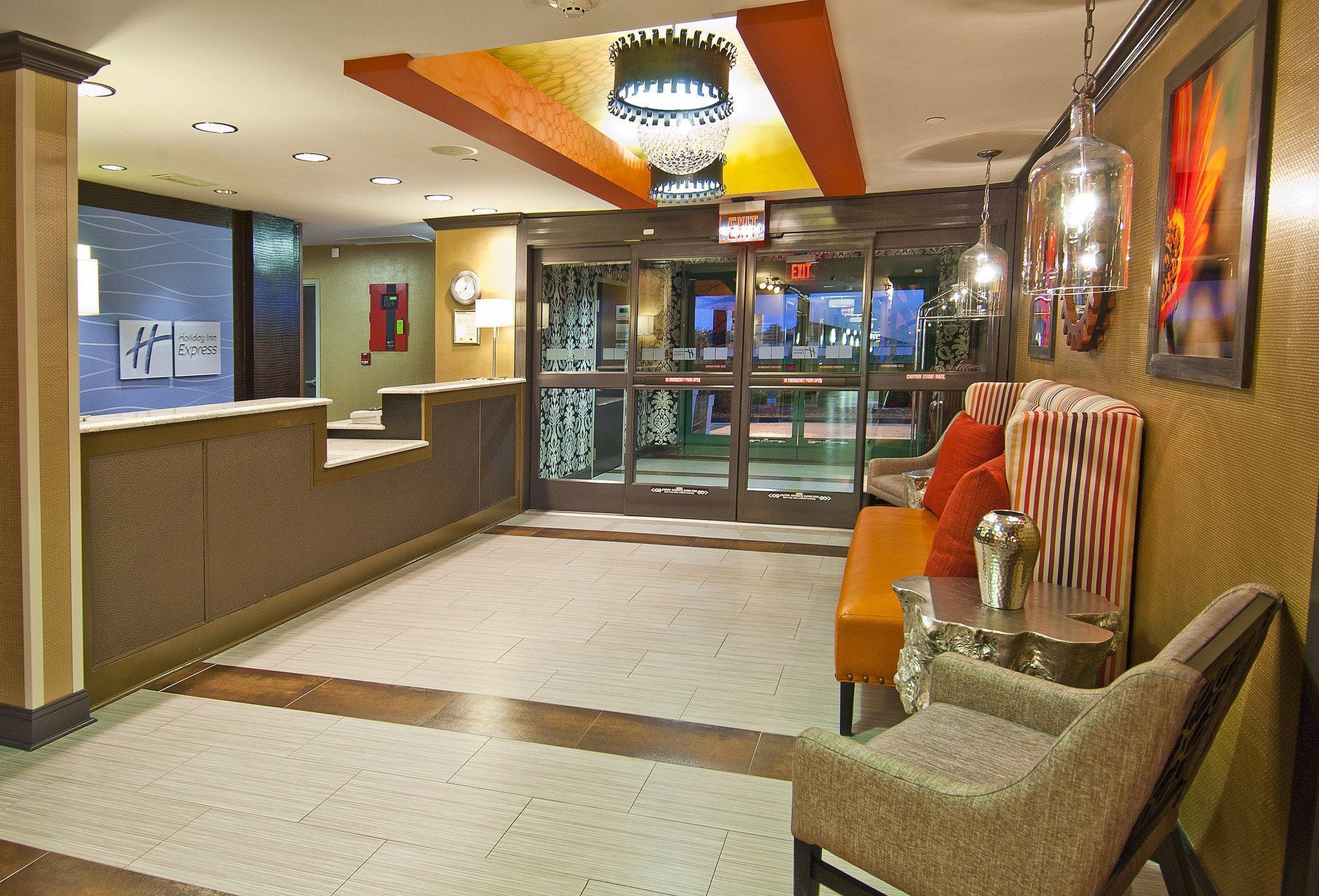 Hotel Express & By Ihg