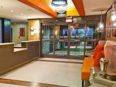Express & By Ihg