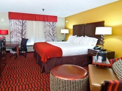 Express & By Ihg Hotel 2*