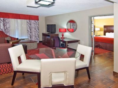 Express & By Ihg Hotel Olive Branch