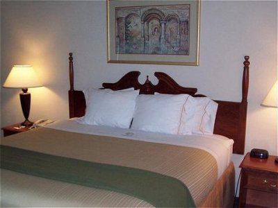 Express & By Ihg