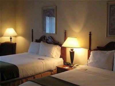 Hotel Express & By Ihg